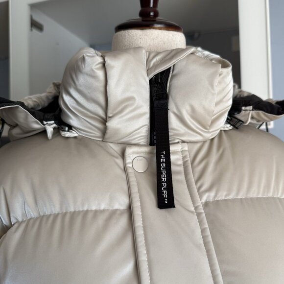 Aritzia The Super Puff Shorty Liquid Shine Birch Down Cropped Puffer Jacket XS - Picture 8 of 9